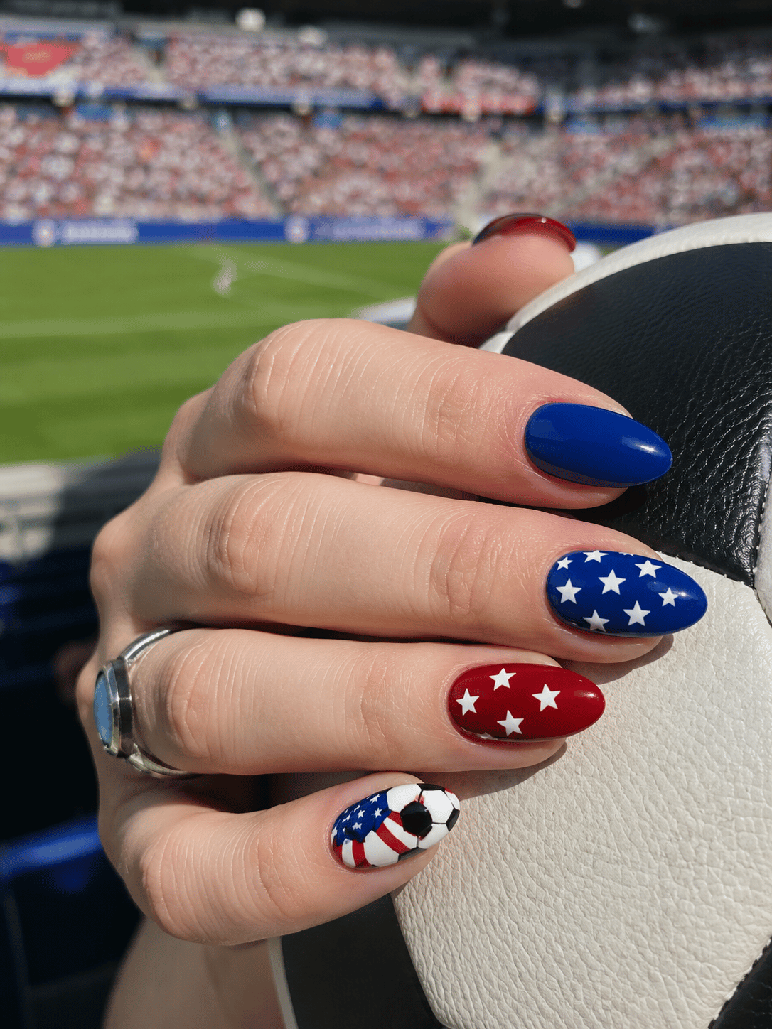usa-soccer-almond-nails-american-flag-soccer-ball-accent-fifa-2026